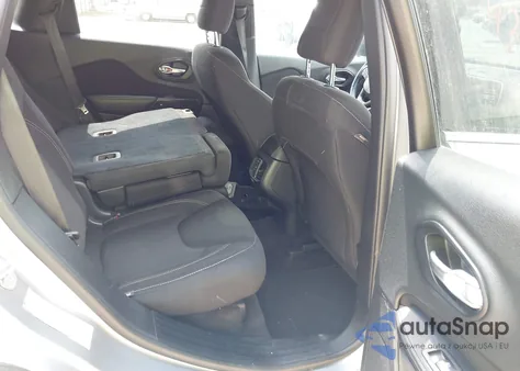 2016 Jeep Cherokee Latitude из США, поврежденный, VIN 1C4PJMCS9GW213469